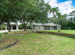 4-bedroom Single-Family Home — 16298 90th St N, Loxahatchee, 33470