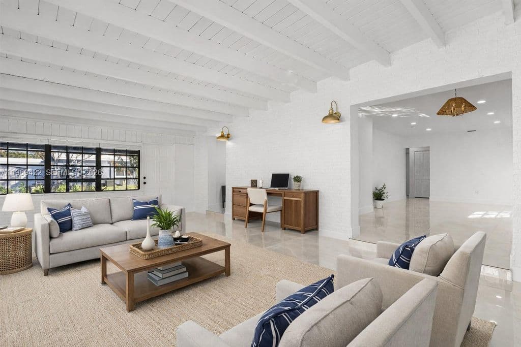 3-bedroom Single-Family Home — 9241 Marine Dr