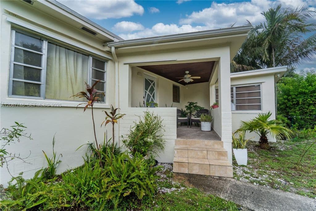 3-bedroom Single-Family Home — 6250 NW 41st St