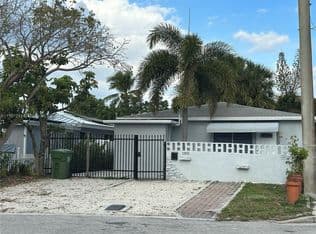 3-bedroom Single-Family Home — 1300 NW 7th Ter, Fort Lauderdale, 33311