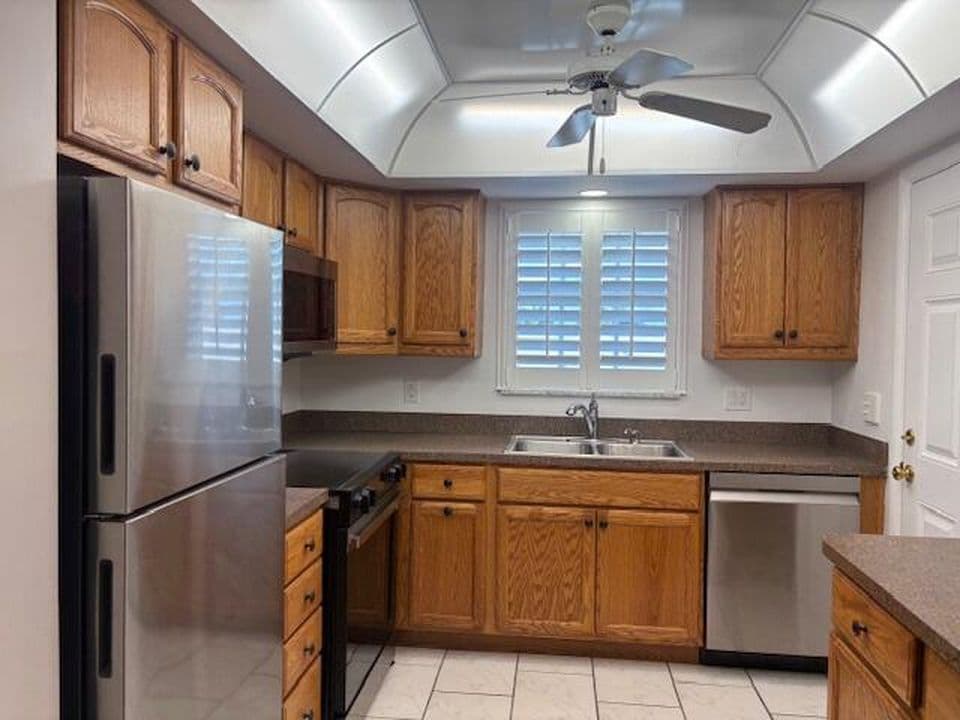 2-bedroom Condo — 907 Marina Drive #402