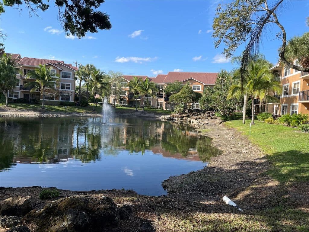 3+1 Condo — 8821 Wiles Rd APT 101