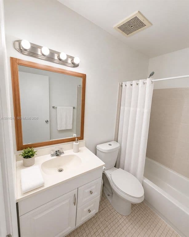 1-bedroom Condo — 18051 NW 68th Ave APT K201