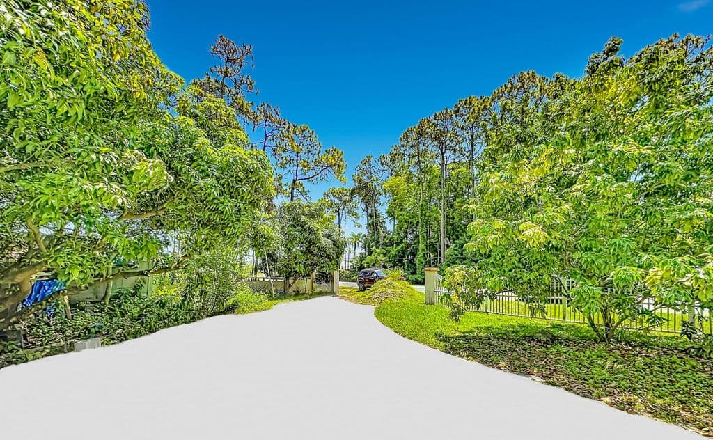 4-bedroom Single-Family Home — 12821 N 86th Rd Road N