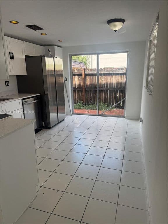 2-bedroom Condo — 321 SW 1st Ct #K-4
