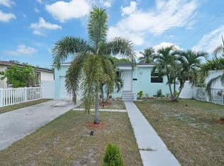 3+1 Müstakil ev — 2517 Rodman Street, Hollywood, 33020