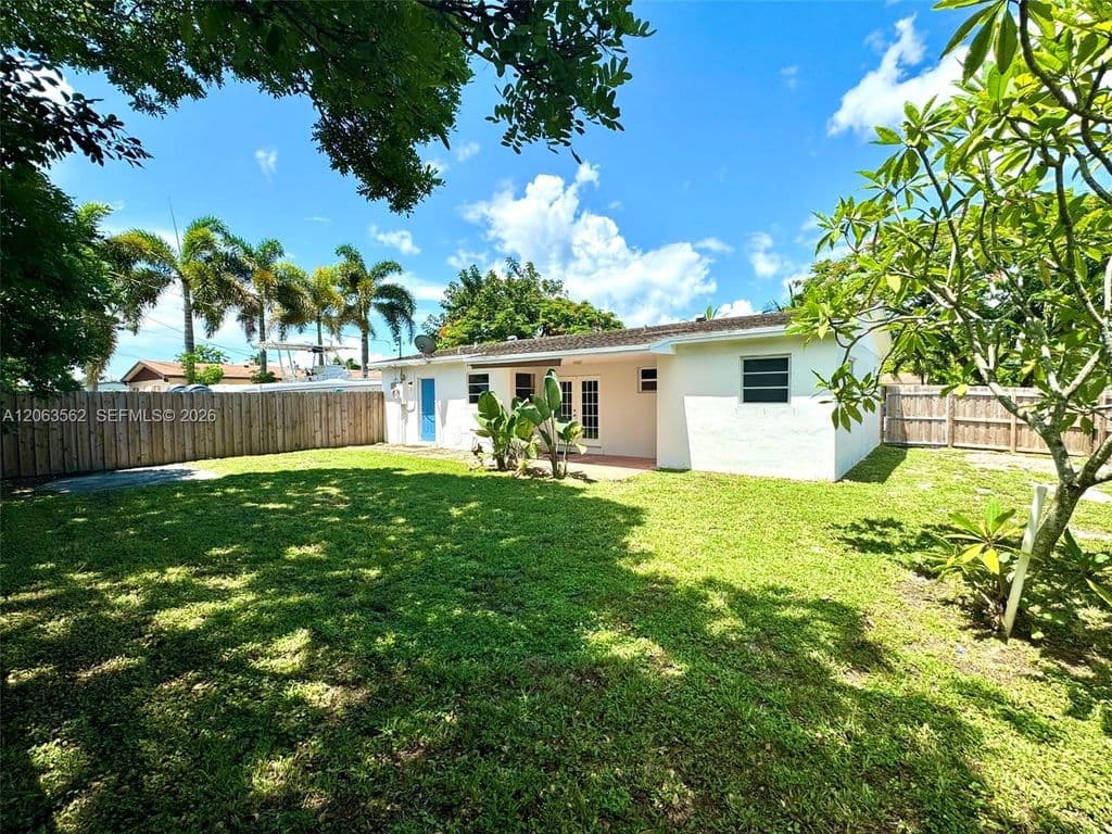 3-bedroom Single-Family Home — 341 N 66th Ave