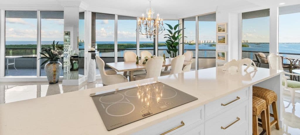3-bedroom Condo — 100 Lakeshore Drive #1453