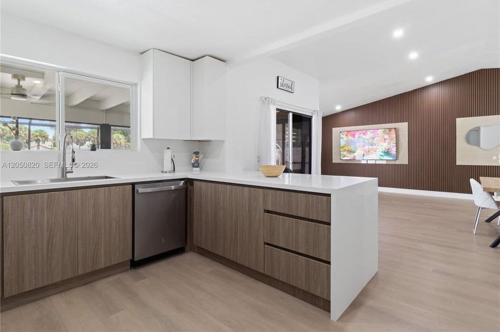 4-bedroom Single-Family Home — 10626 SW 148th Avenue Dr