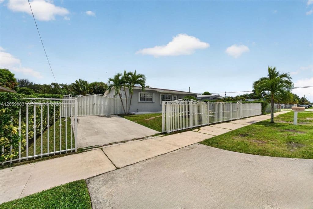 3-bedroom Single-Family Home — 12015 SW 188th St
