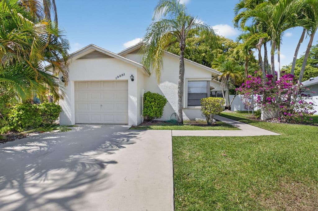 3-bedroom Single-Family Home — 19881 VILLA MEDICI Place