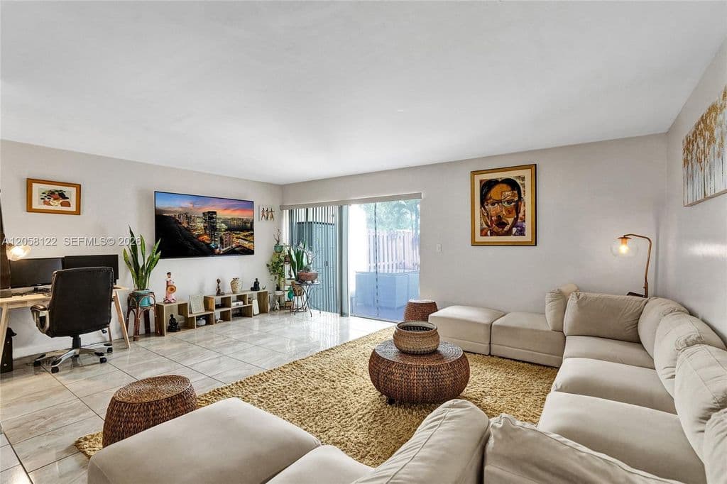 3-bedroom Property — 6813 NW 29th Ave #1