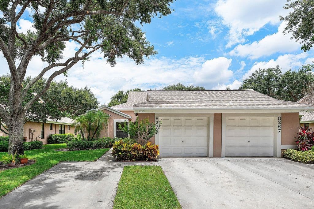 2+1 Condo — 8271 SUN LAKE Drive
