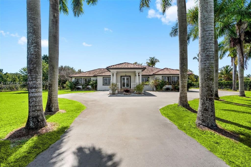 6-bedroom Single-Family Home — 16800 SW 190th St