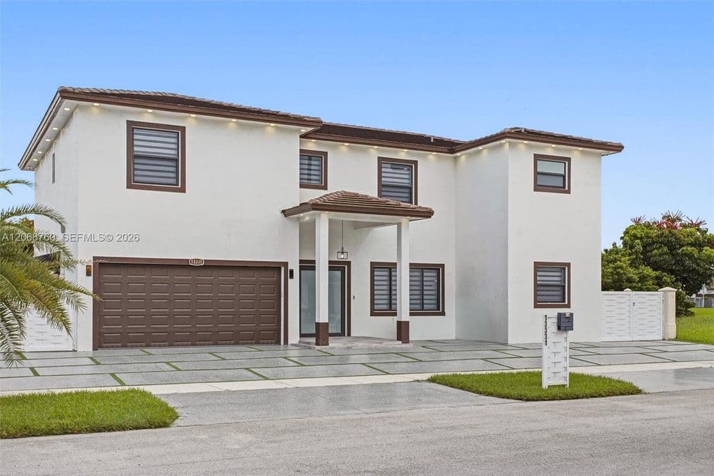 5+1 Müstakil ev — 13331 SW 41st St
