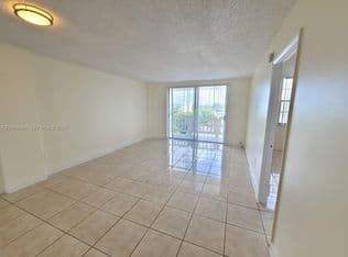 1-bedroom Condo — 15600 NW 7th Ave APT 709, Miami, 33169