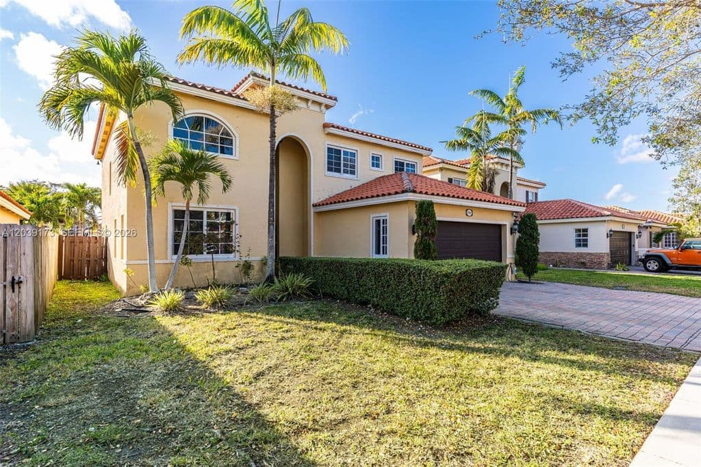 4-bedroom Single-Family Home — 1760 NE 36th Ave