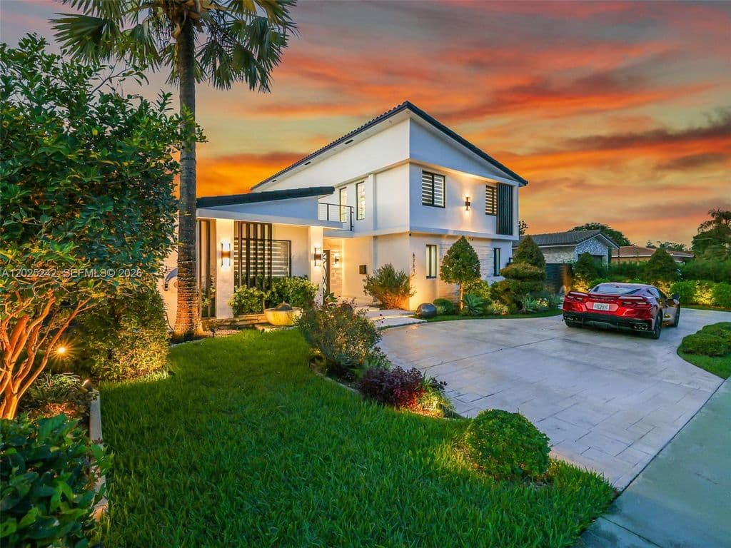 4+1 Müstakil ev — 8761 SW 56th St
