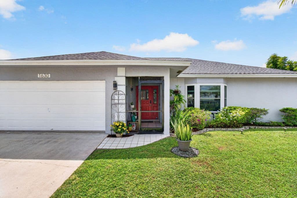 4+1 Müstakil ev — 1630 Tamarack Way