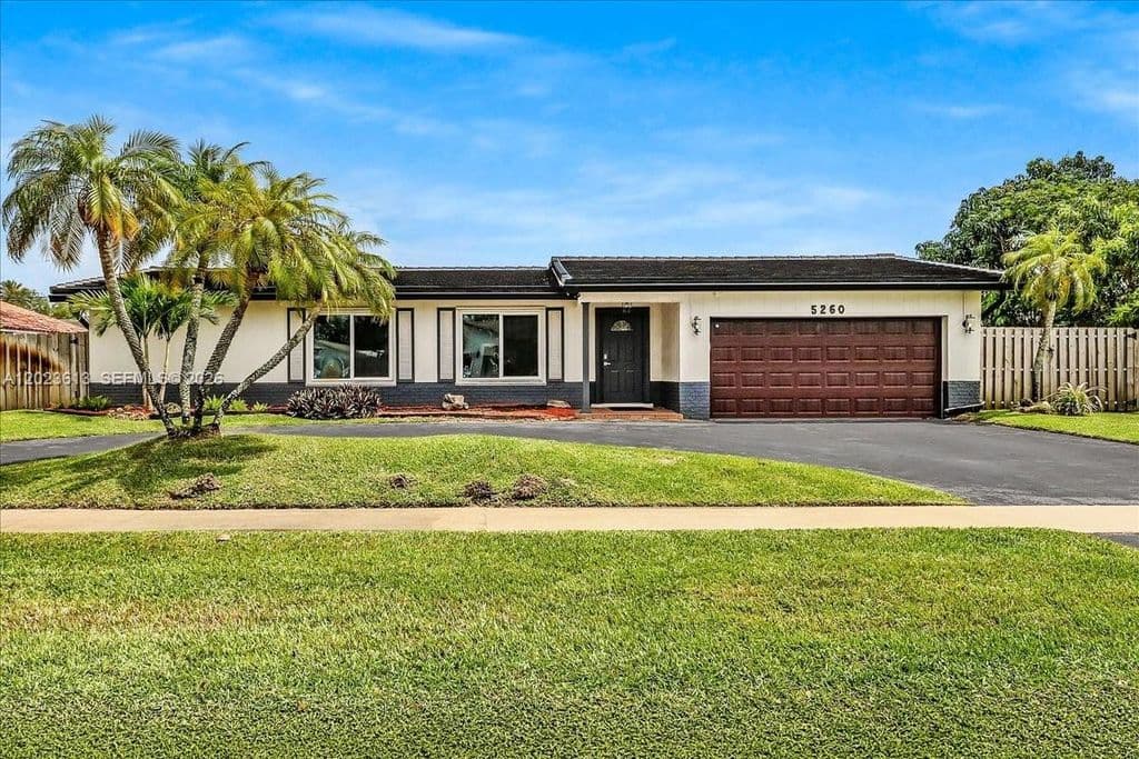 4-bedroom Single-Family Home — 5260 SW 10th Ct