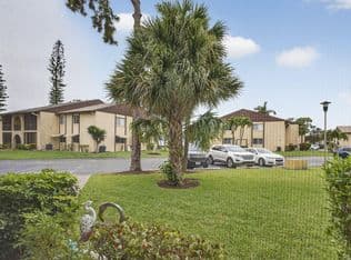 2+1 Condo — 327 Pine Ridge Circle #A-1, Greenacres, 33463