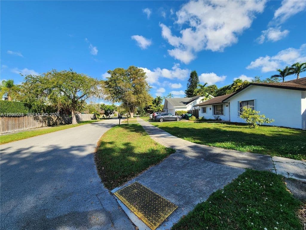 3-bedroom Single-Family Home — 9825 SW 132nd Ct