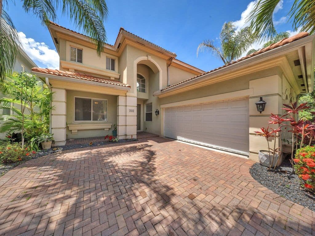 4-bedroom Single-Family Home — 726 Gazetta Way