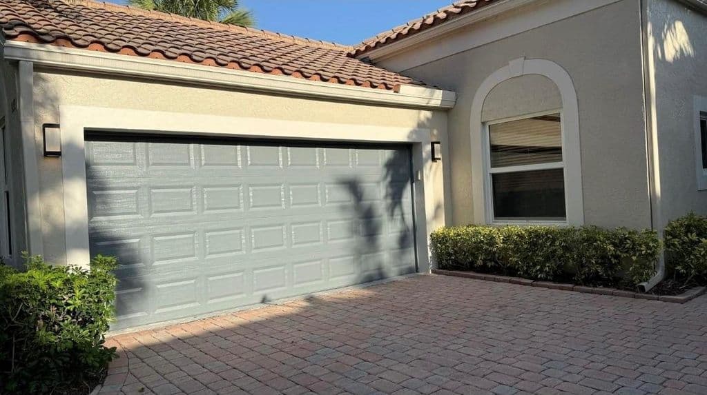 3-bedroom Single-Family Home — 6165 NW 77th Place