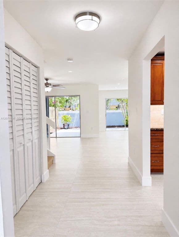3+1 Mülk — 14255 SW 96th Ter
