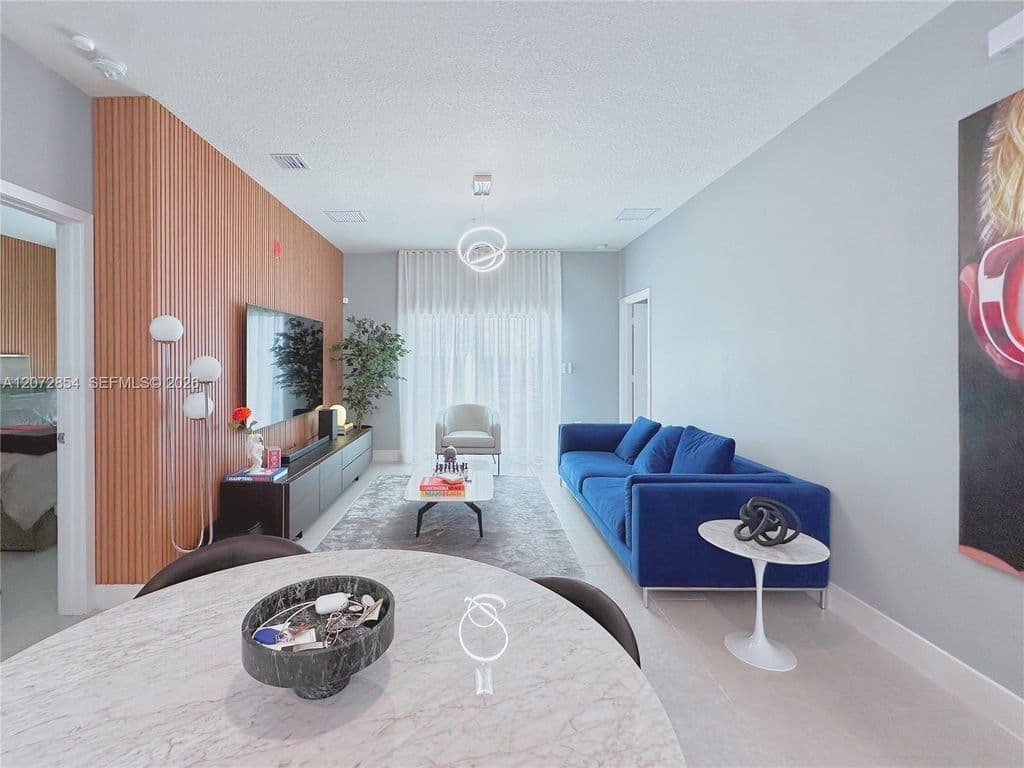 2+1 Condo — 8167 NW 41st St #E-410