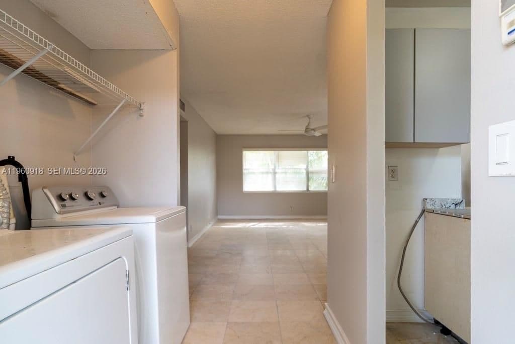 2-bedroom Condo — 550 SE 2nd Ave APT G25