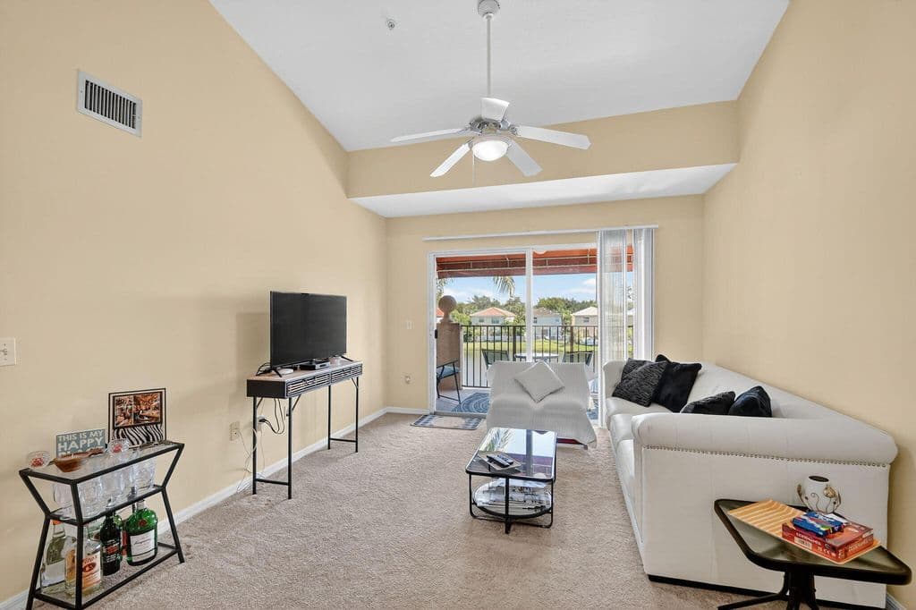 2+1 Condo — 4180 San Marino Boulevard #304
