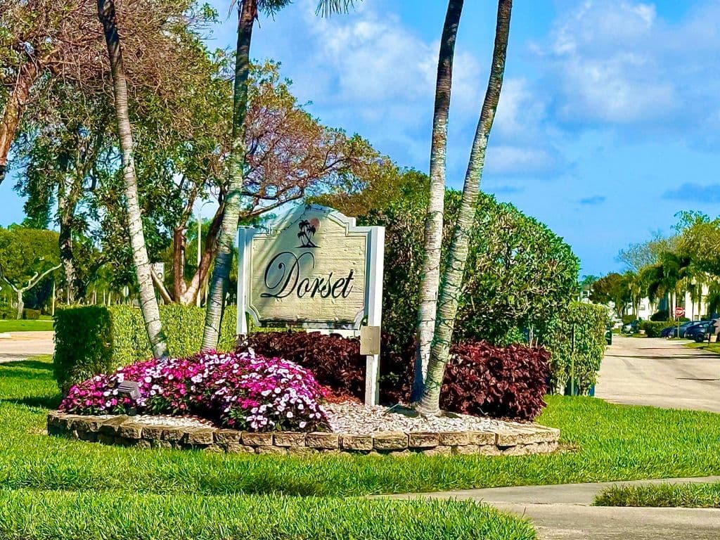 1-bedroom Condo — 13 Dorset A