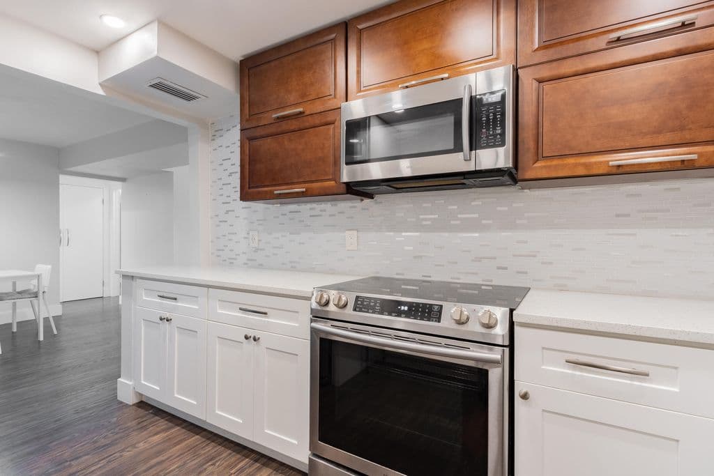 2+1 Condo — 7000 NW 17th Street #419