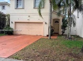 4-bedroom Single-Family Home — 4837 NW 20th Pl, Pompano Beach, 33063