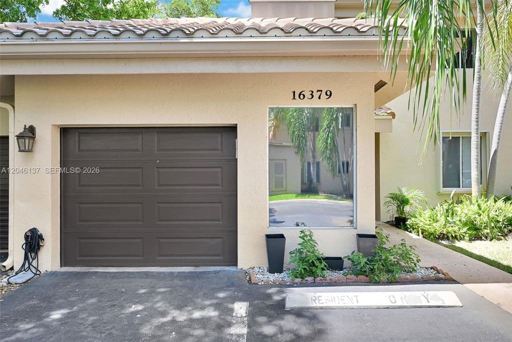 2+1 Mülk — 16379 Malibu Dr #50