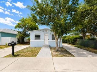 3-bedroom Single-Family Home — 1410 S J Street, Lake Worth, 33460