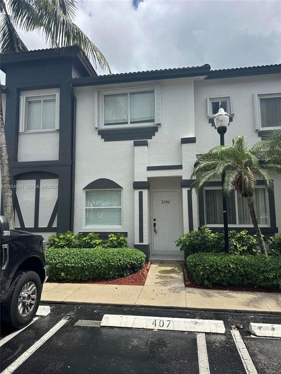 3-bedroom Property — 2306 SE 23rd Ave