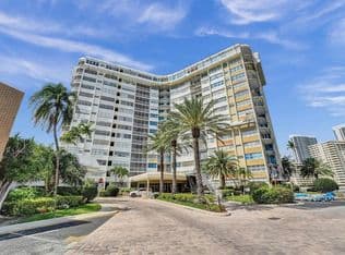 2+1 Condo — 100 Golden Isles Drive #815, Hallandale Beach, 33009