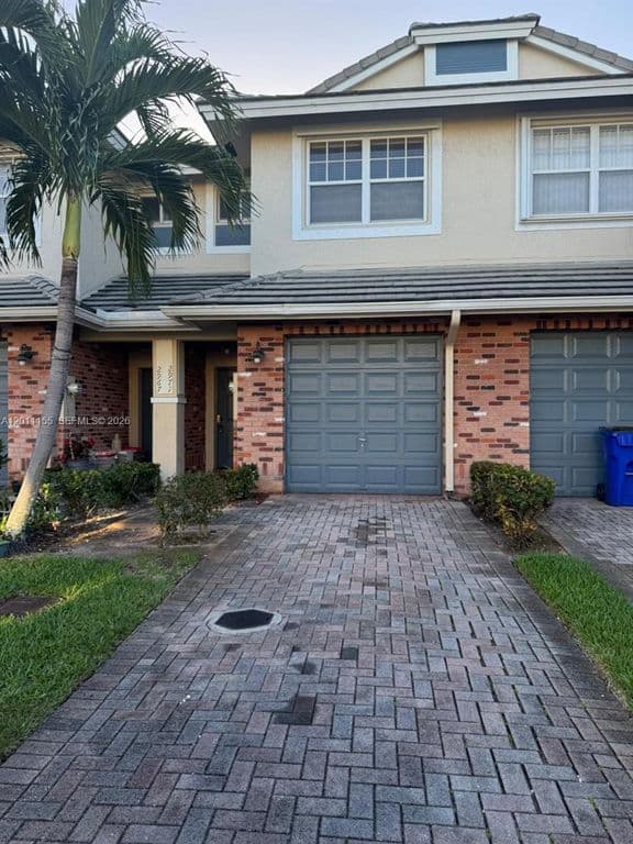 3-bedroom Property — 2971 NW 33rd Way