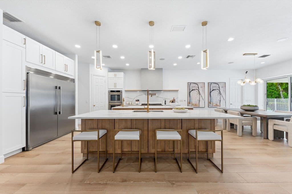 4-bedroom Single-Family Home — 8717 Estate Drive