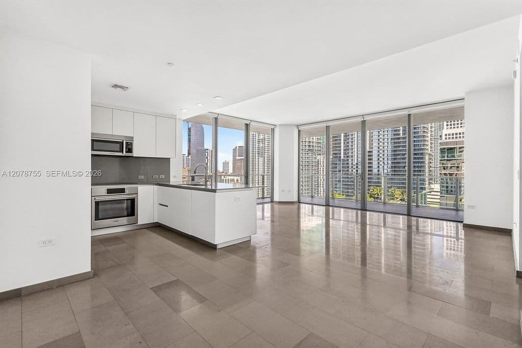 2-bedroom Condo — 88 SW 7th St APT 1511