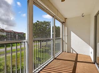 2+1 Condo — 12750 SW 4TH Court #307J, Hollywood, 33027