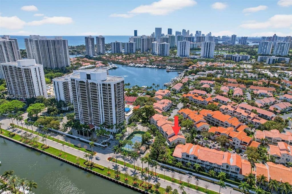 4+1 Mülk — 21391 Marina Cove Cir #K11