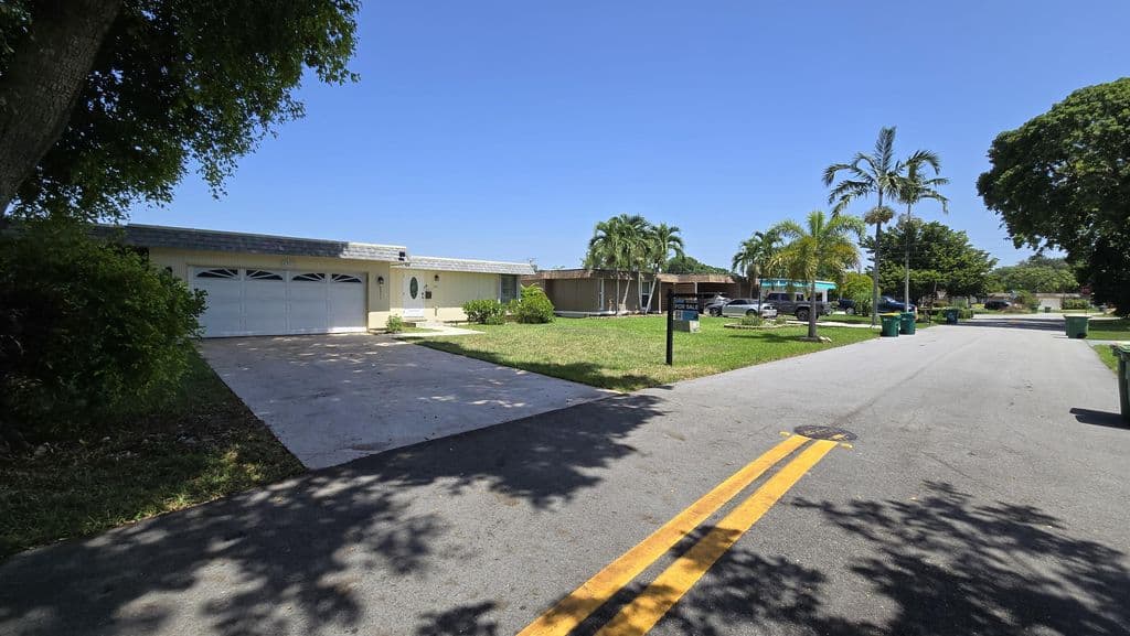 2-bedroom Single-Family Home — 6311 NW 71st Avenue