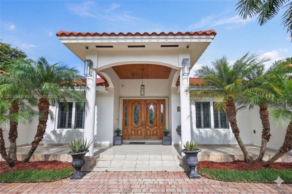 4+1 Müstakil ev — 18461 SW 83rd Ave