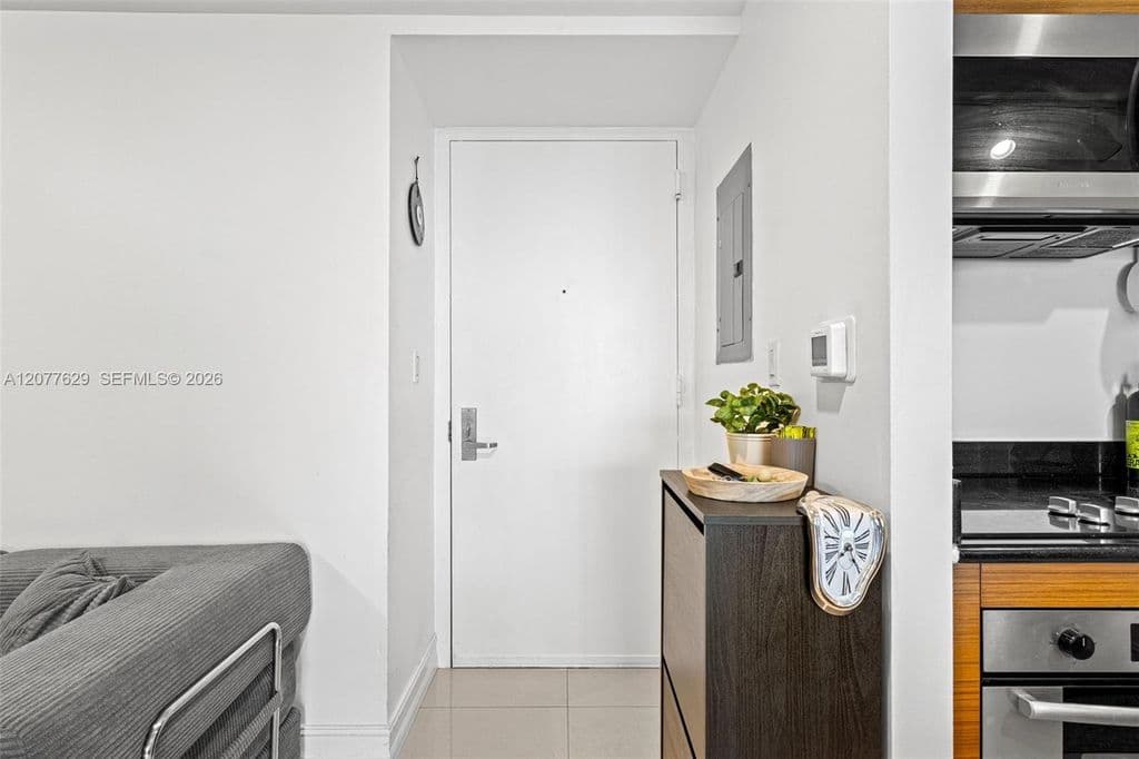 1-bedroom Condo — 50 Biscayne Blvd APT 2507