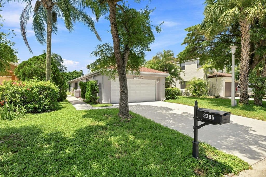 3-bedroom Single-Family Home — 2385 NW 34TH Terrace