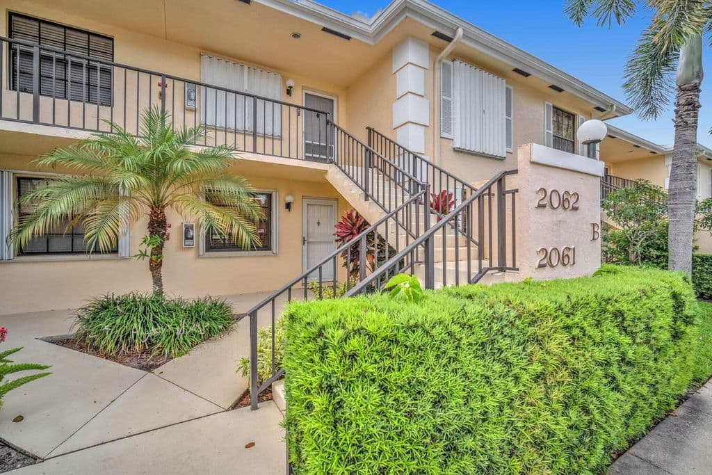 2-bedroom Condo — 2061 Keystone Drive #B