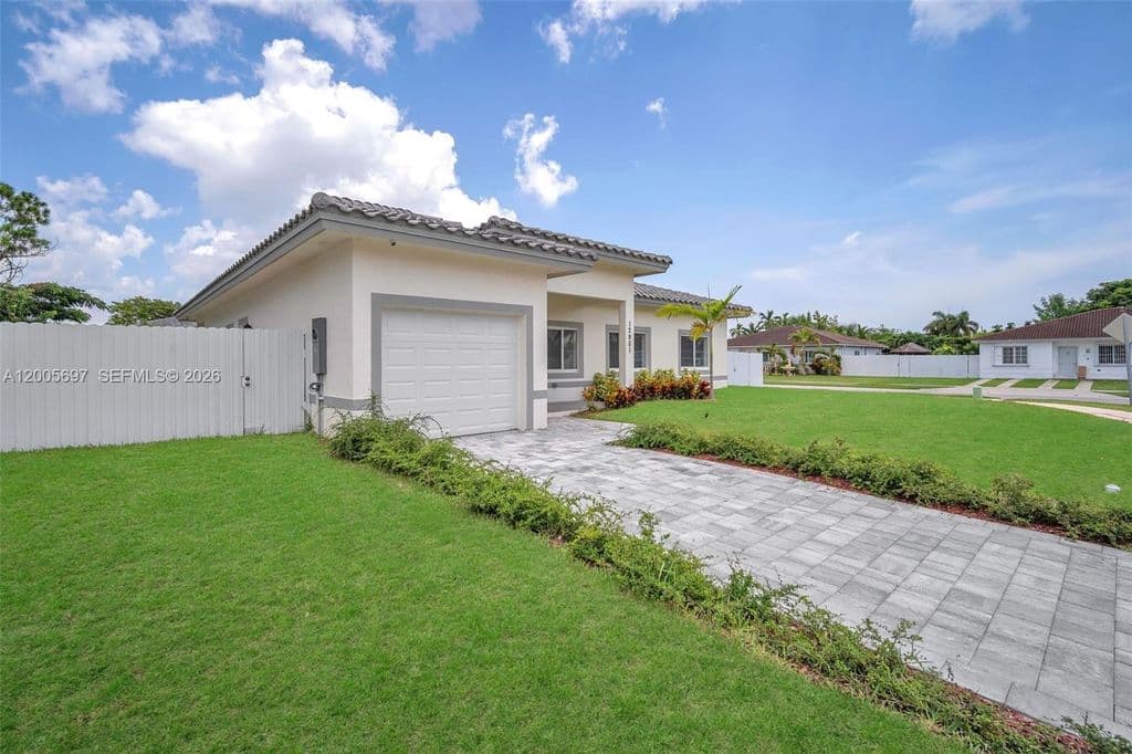 4+1 Müstakil ev — 12901 SW 265th Ter